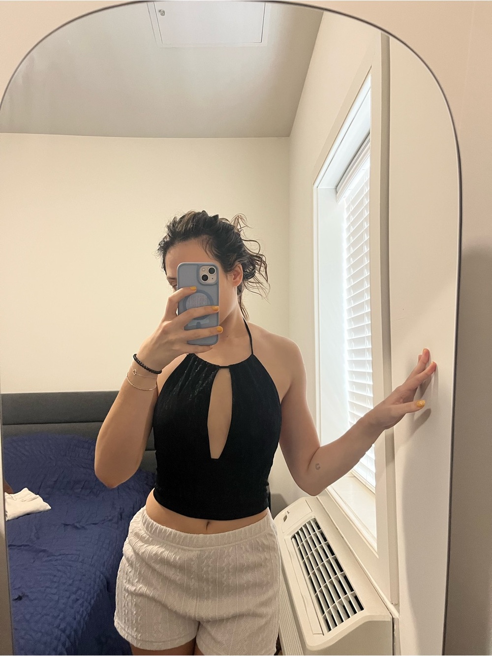 Amisu Black Halter Keyhole Crop Top